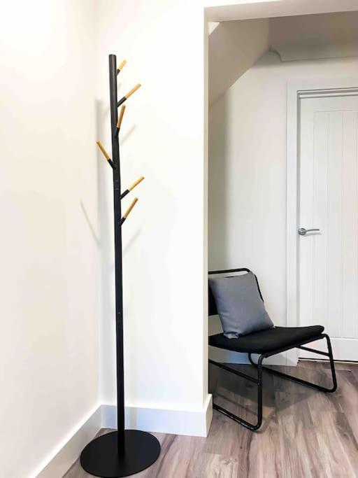 شقة Modern Flat Near Train Station With Free Parking كامبريدج المظهر الخارجي الصورة